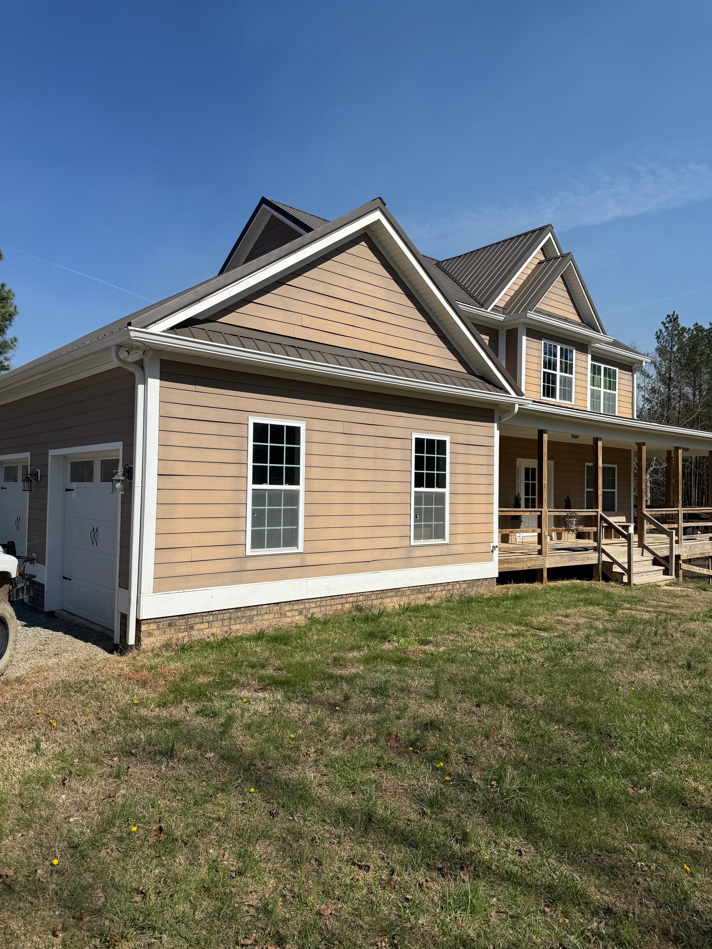 Completed siding installation on new home